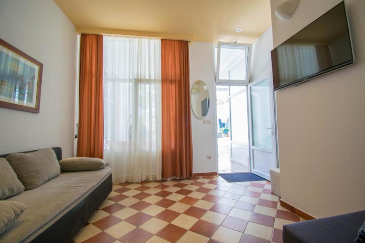 Villa Kameni Dvori Baška Voda Extérieur photo