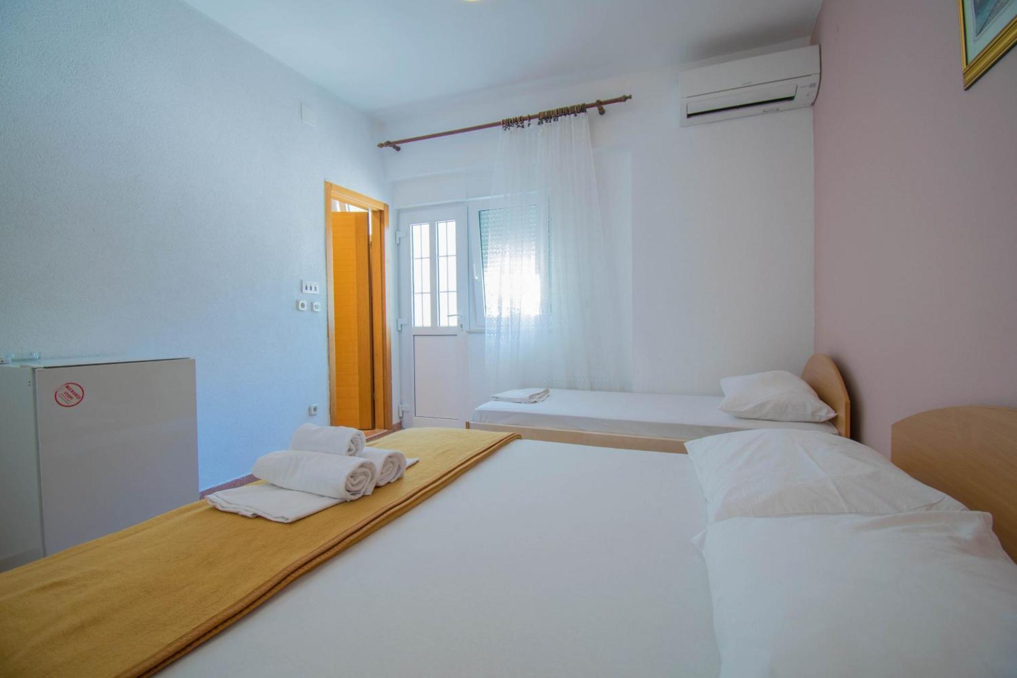Villa Kameni Dvori Baška Voda Chambre photo